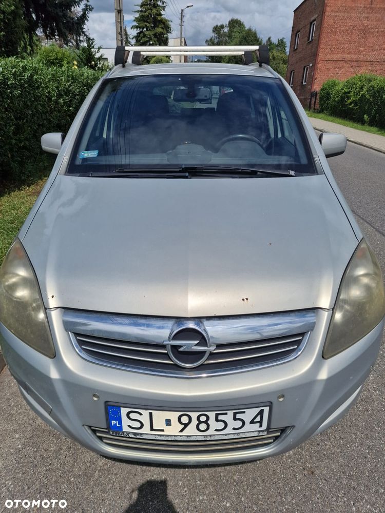 Opel Zafira 1.8 - 8
