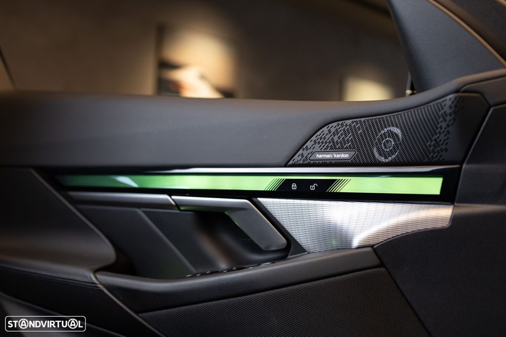 BMW 530 e Pack Desportivo M Pro - 12