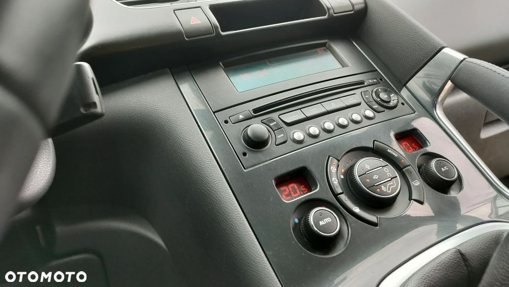 Peugeot 3008 1.6 HDi Active - 14