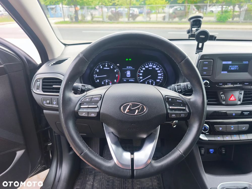 Hyundai i30 1.5 DPI Comfort - 10