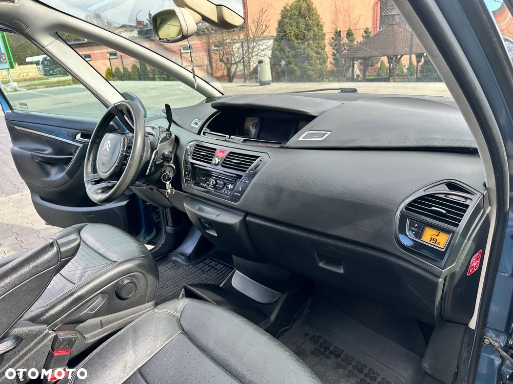 Citroën C4 Picasso 2.0 HDi FAP Exclusive - 16