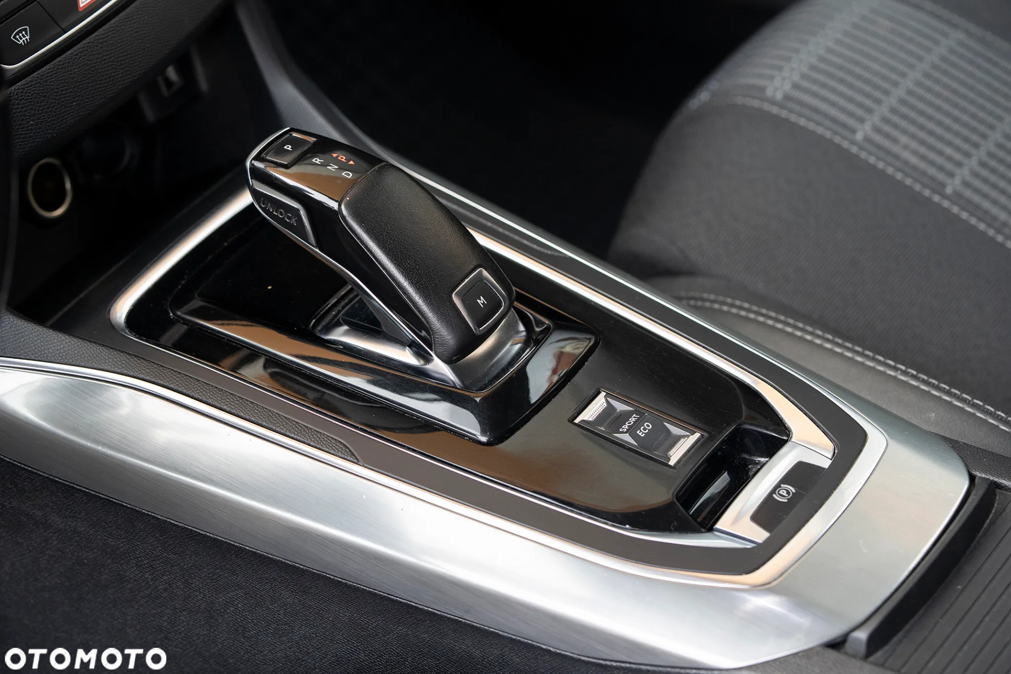 Peugeot 308 1.5 BlueHDi Allure S&S EAT8 - 9