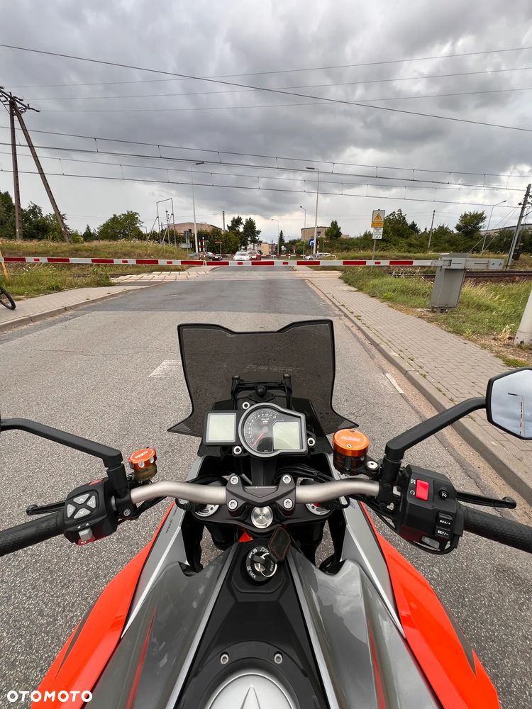 KTM Super Duke - 13