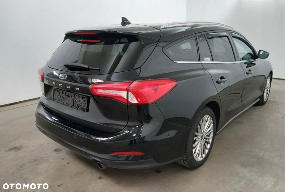 Ford Focus 2.0 EcoBlue Titanium - 4