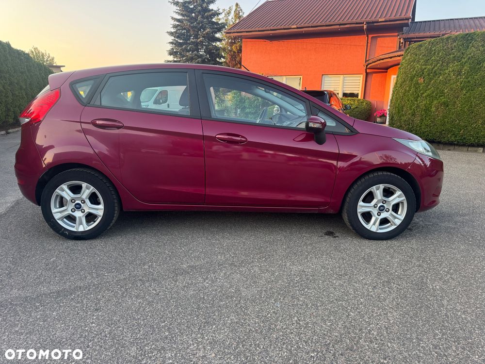 Ford Fiesta 1.25 Champions Edition - 19