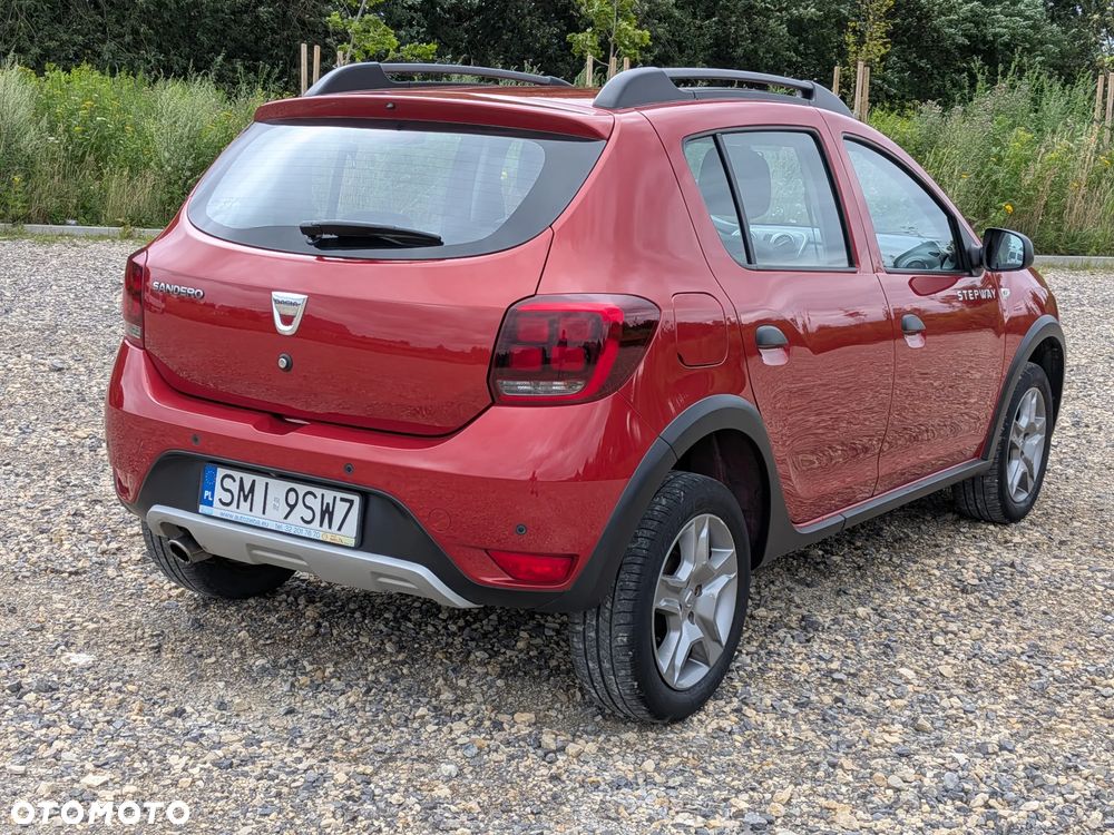 Dacia Sandero 0.9 TCe Laureate S&S EU6 - 5