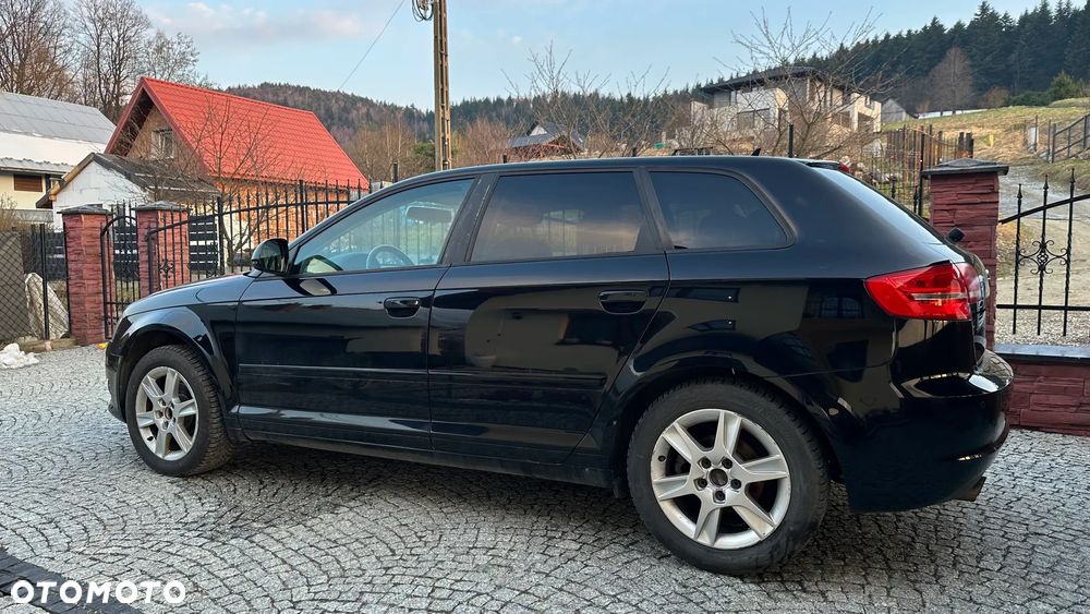 Audi A3 Sportback - 6