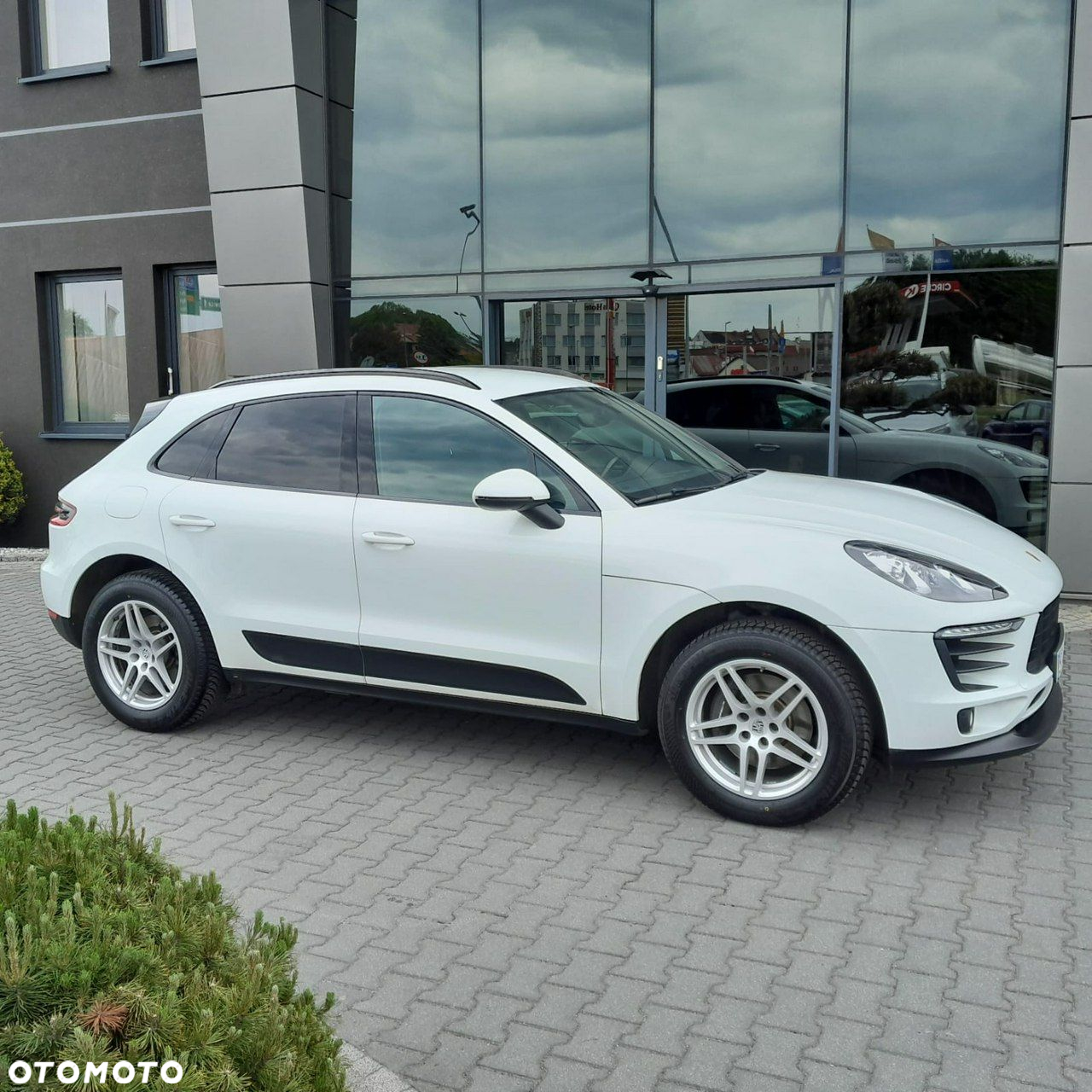 Porsche Macan - 4