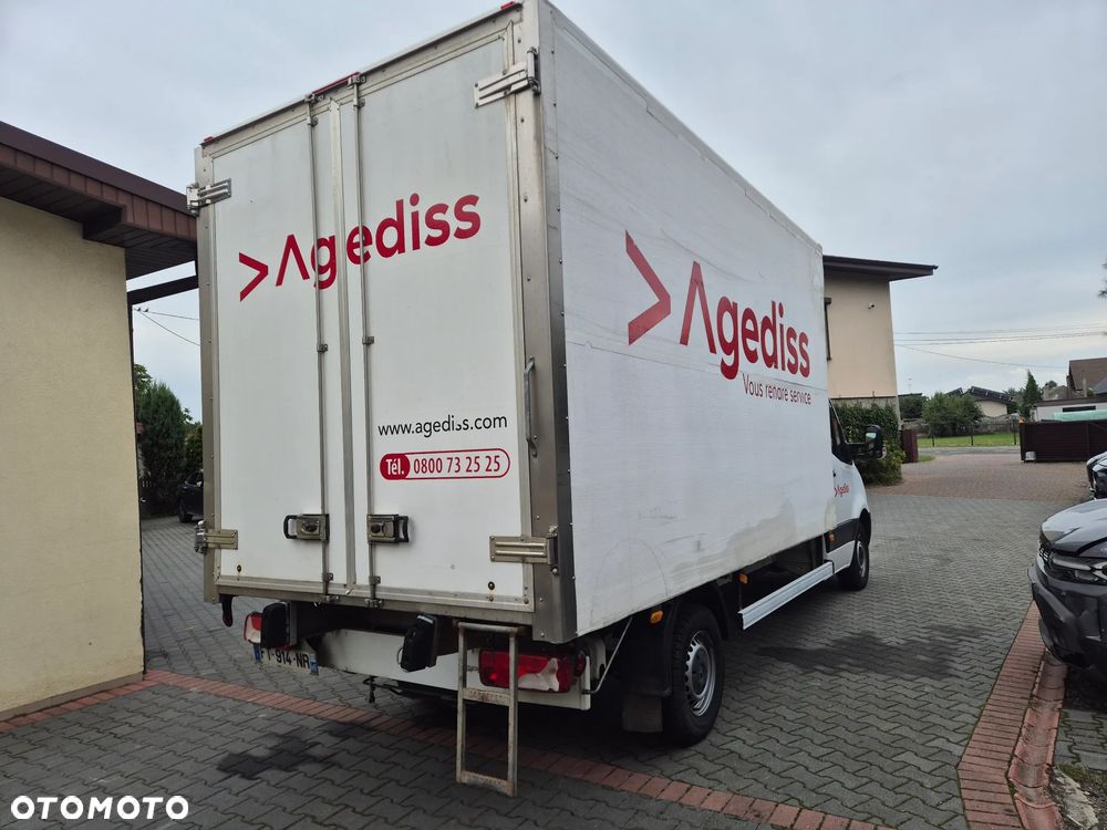 Mercedes-Benz SPRINTER - 3