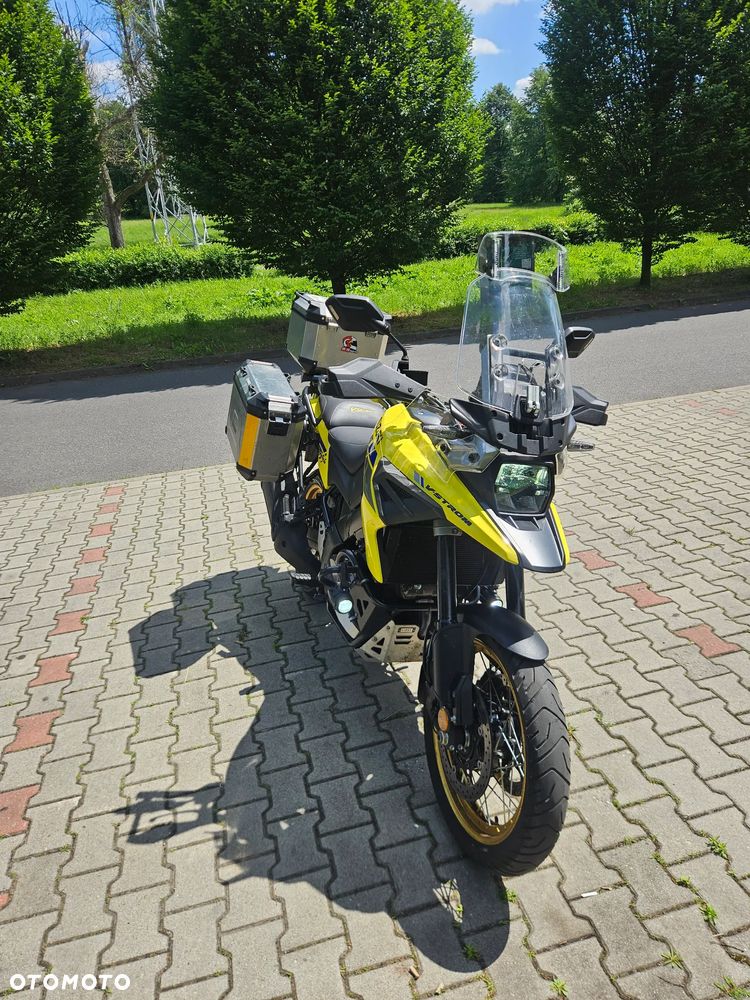 Suzuki V-STROM - 2
