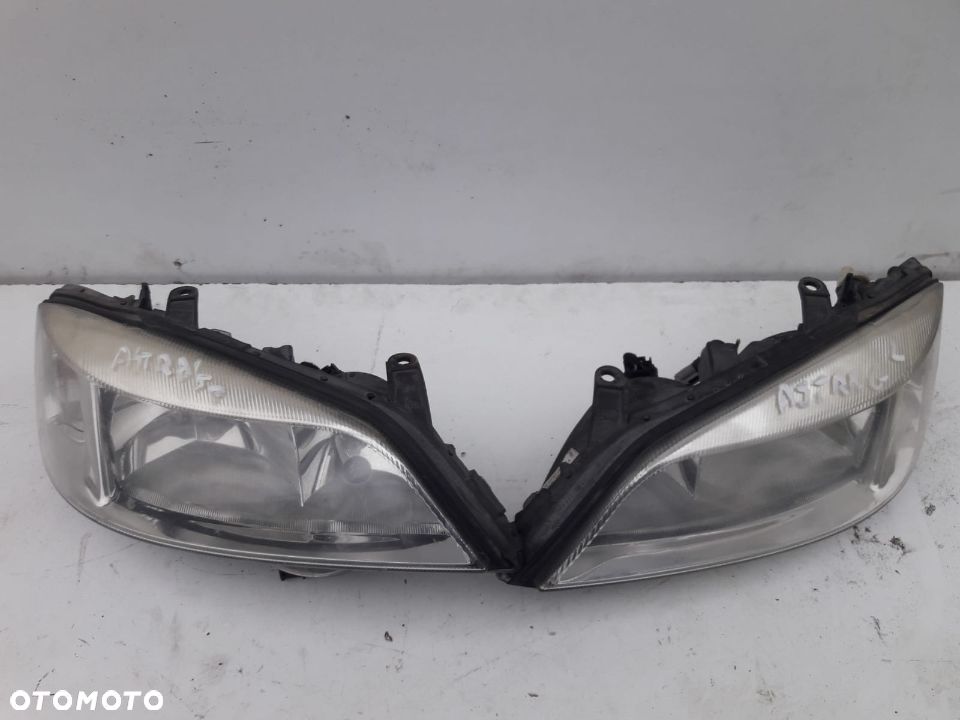 LAMPA PRAWA PRZÓD OPEL ASTRA G EUROPA