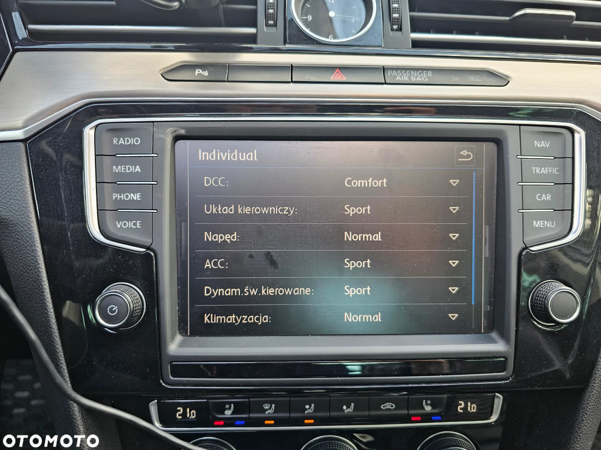Volkswagen Passat 2.0 TSI BMT 4Mot Highline DSG - 13