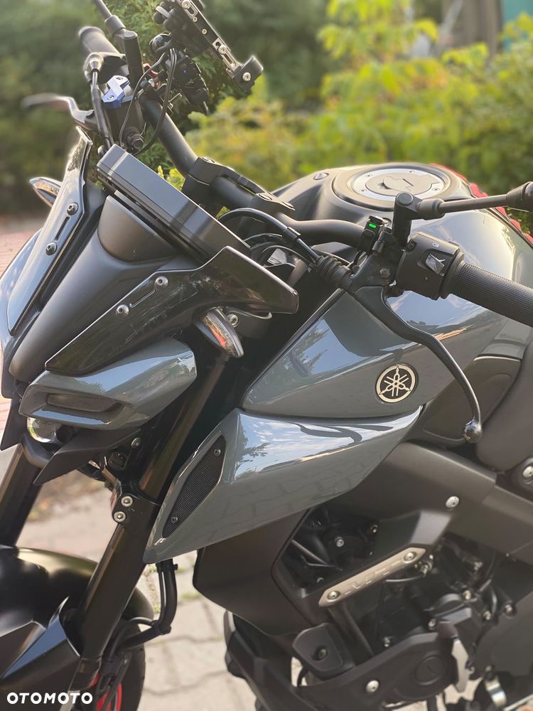 Yamaha MT - 4