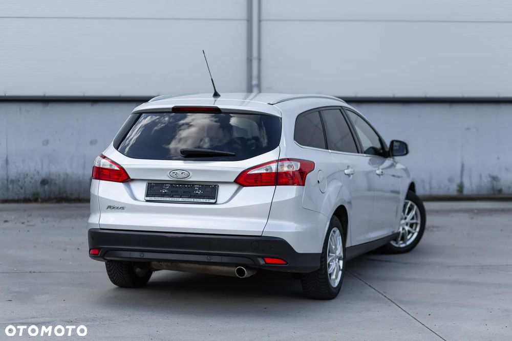 Ford Focus - 10