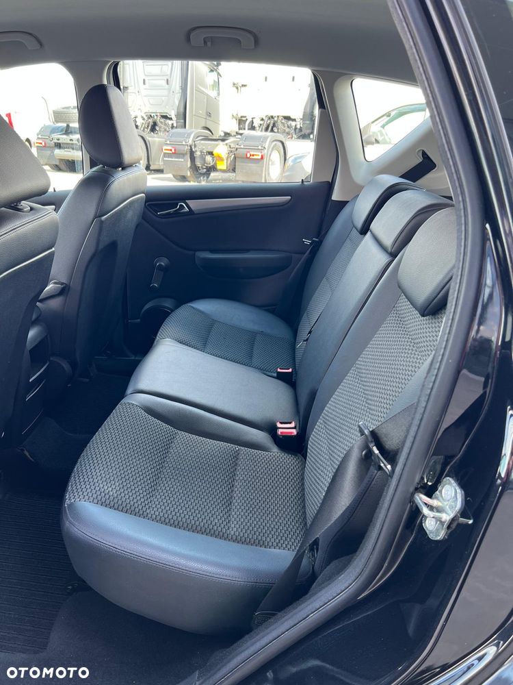 Mercedes-Benz Klasa A 180 CDI Avantgarde EU5 - 24