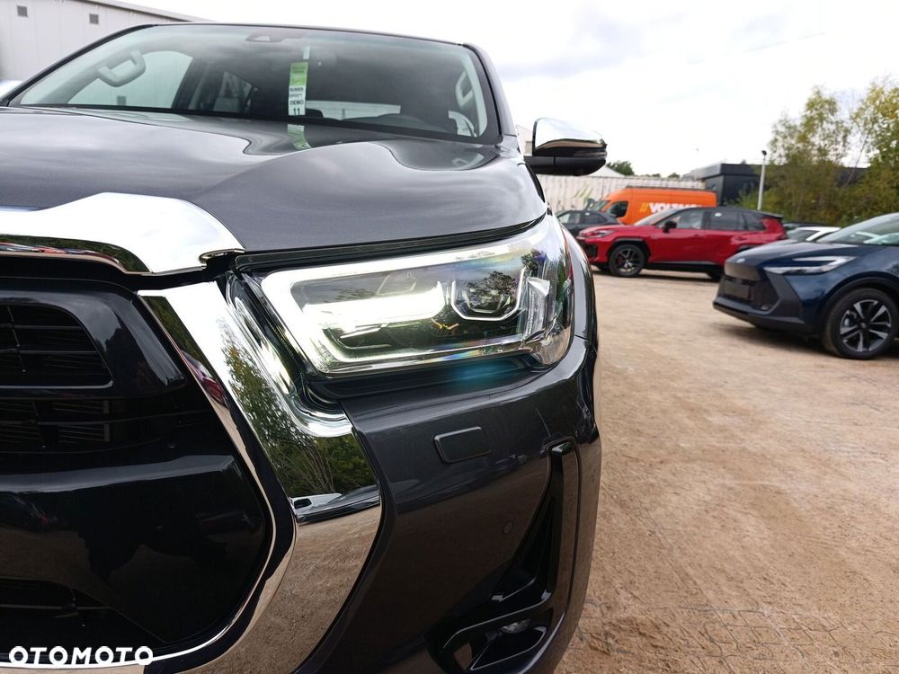 Toyota Hilux 2.8 D-4D mHEV Double Cab Executive 4x4 - 23