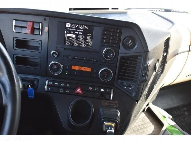 Mercedes-Benz Actros - 25