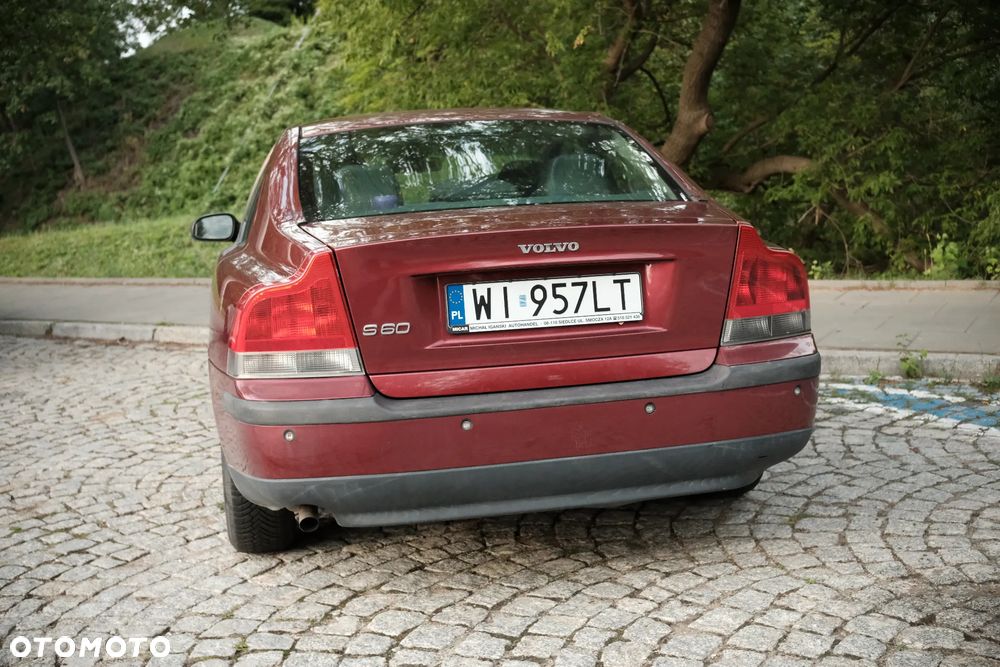 Volvo S60 2.4 - 5