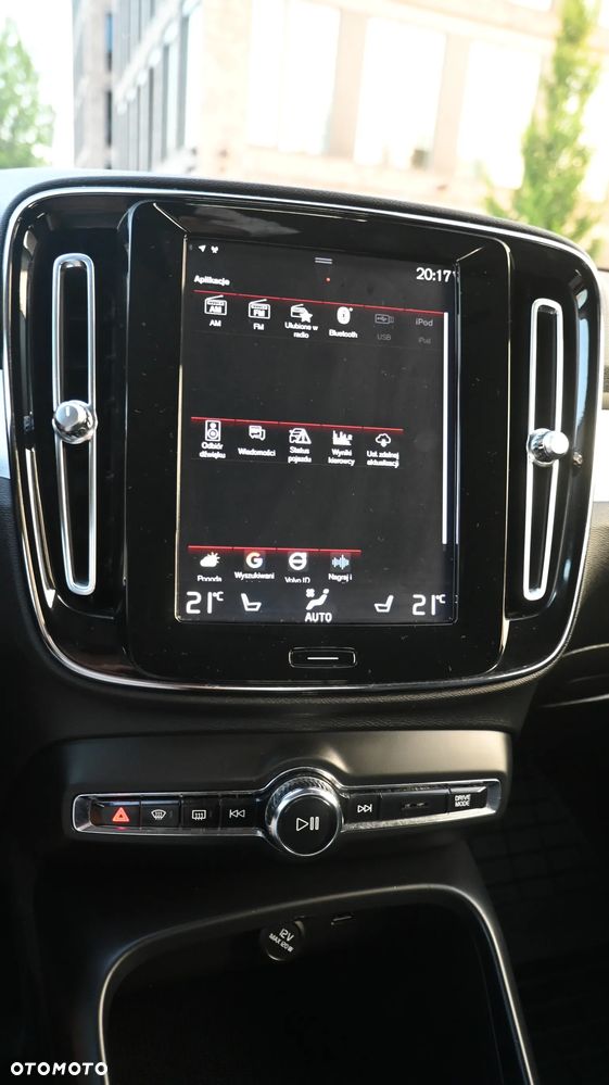 Volvo XC 40 D4 AWD Momentum (Intro Edition) - 36