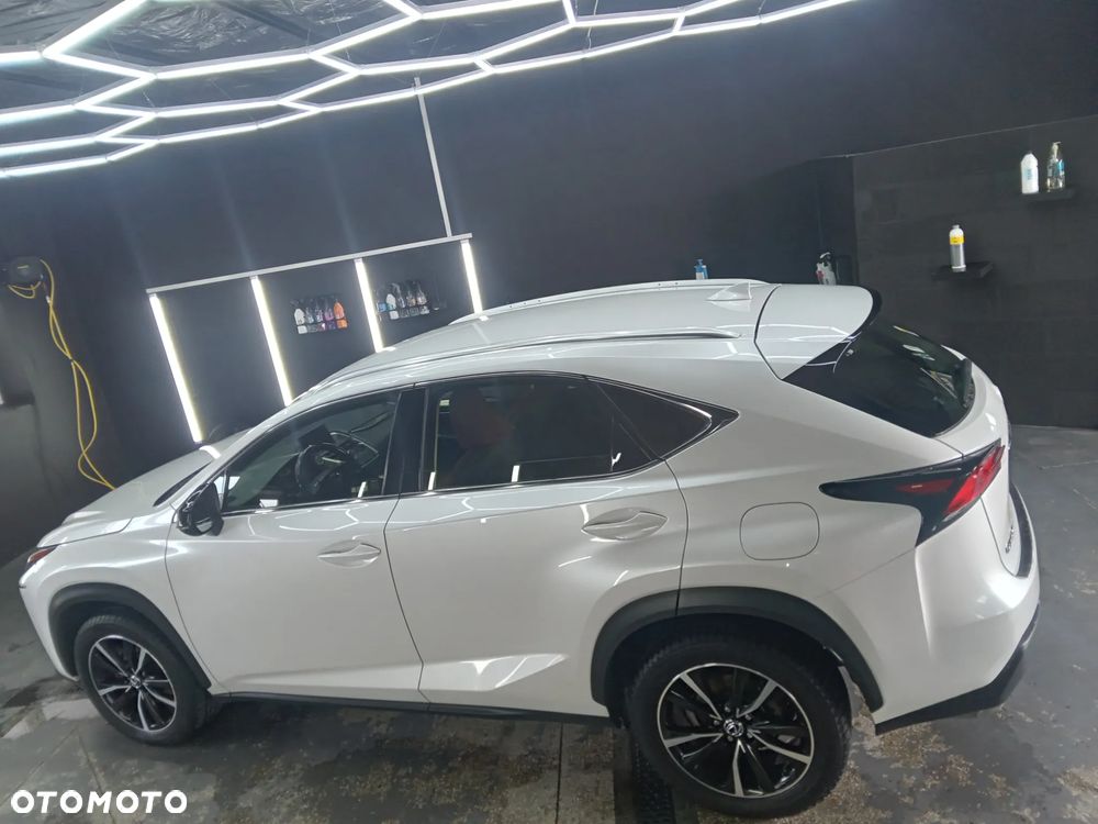 Lexus NX 200t Elite AWD - 9