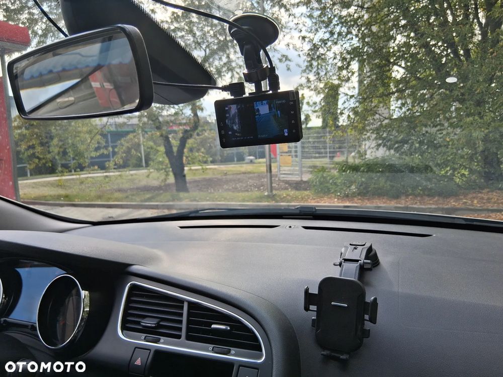 Peugeot 3008 2.0 BlueHDi Style - 16