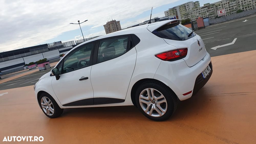 Renault Clio TCe Life - 17