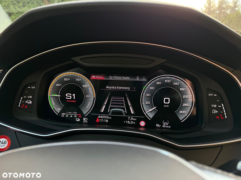 Audi A6 Avant 55 TFSI e quattro S tronic S line - 36