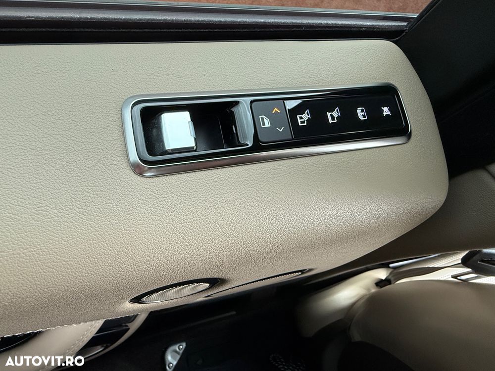Land Rover Range Rover Vogue - 38