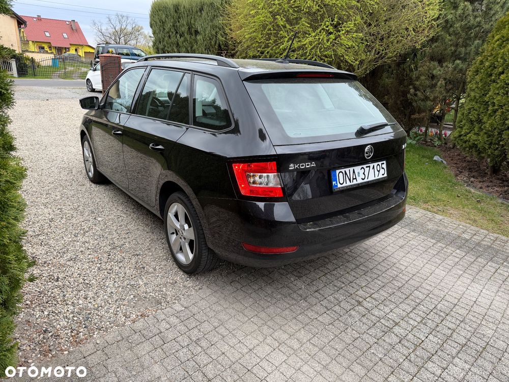 Skoda Fabia - 4