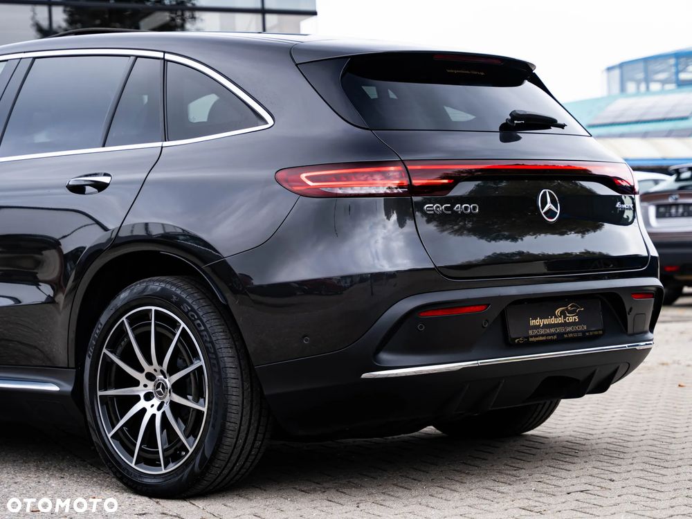 Mercedes-Benz EQC 400 4Matic AMG Line - 11