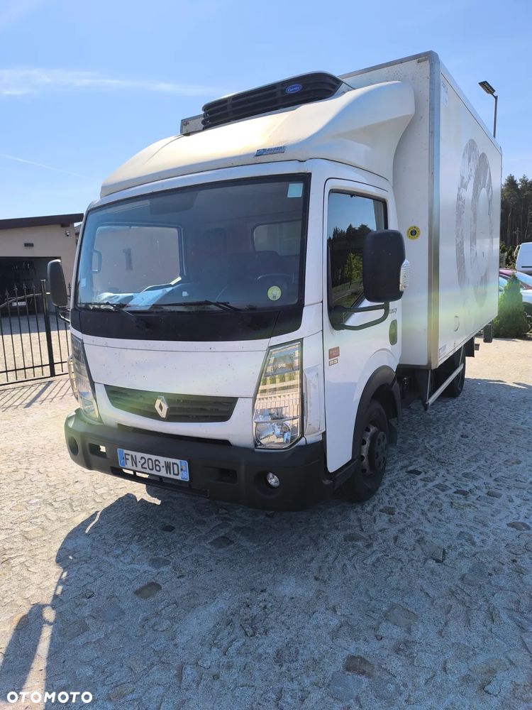 Renault Maxity - 3