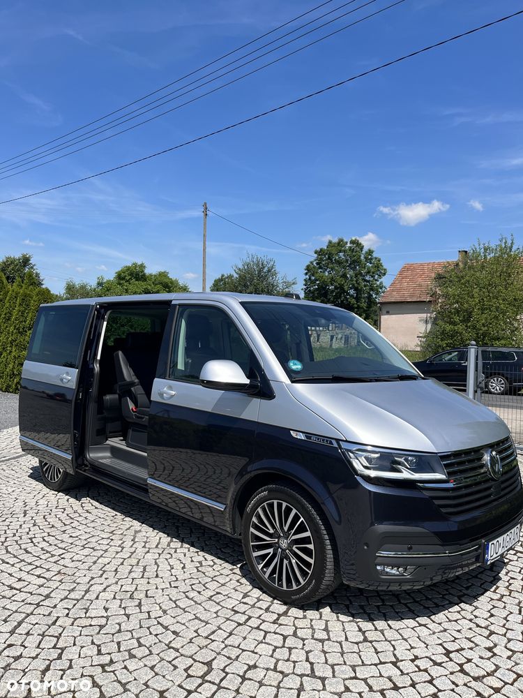 Volkswagen Multivan - 1
