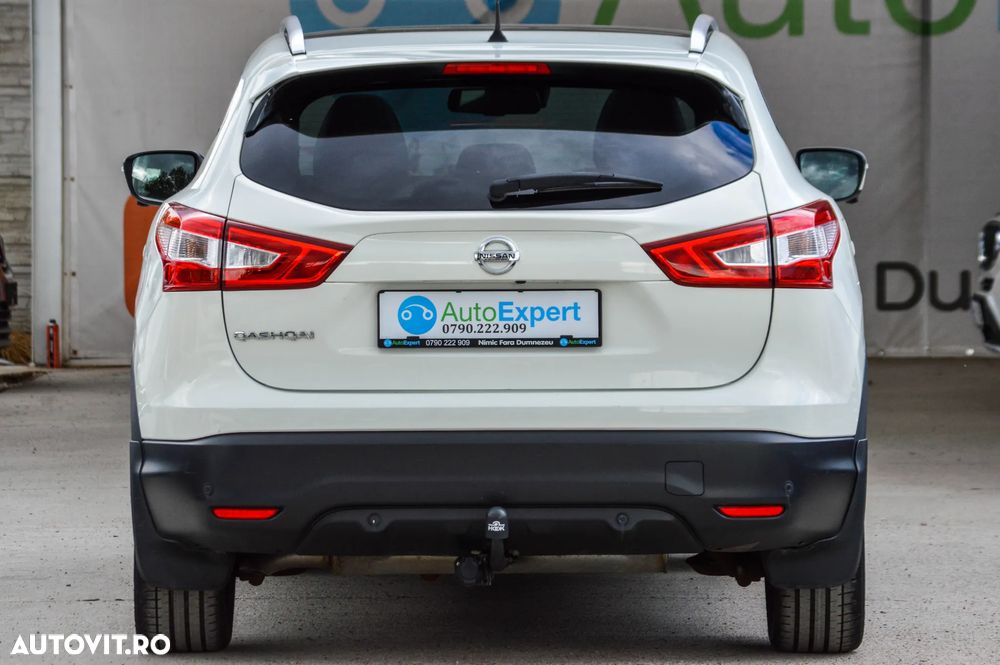 Nissan Qashqai 1.6 DCI Start/Stop X-TRONIC Tekna - 10