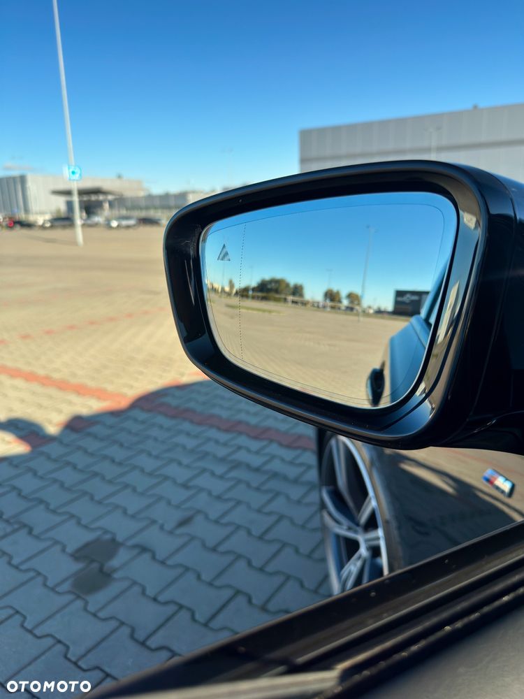 BMW Seria 3 320d Touring xDrive M Sport - 38