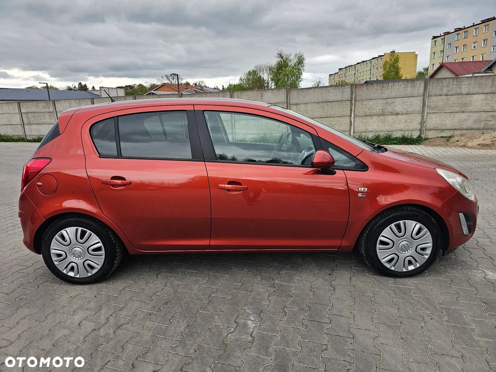 Opel Corsa 1.4 16V 150 Jahre - 15