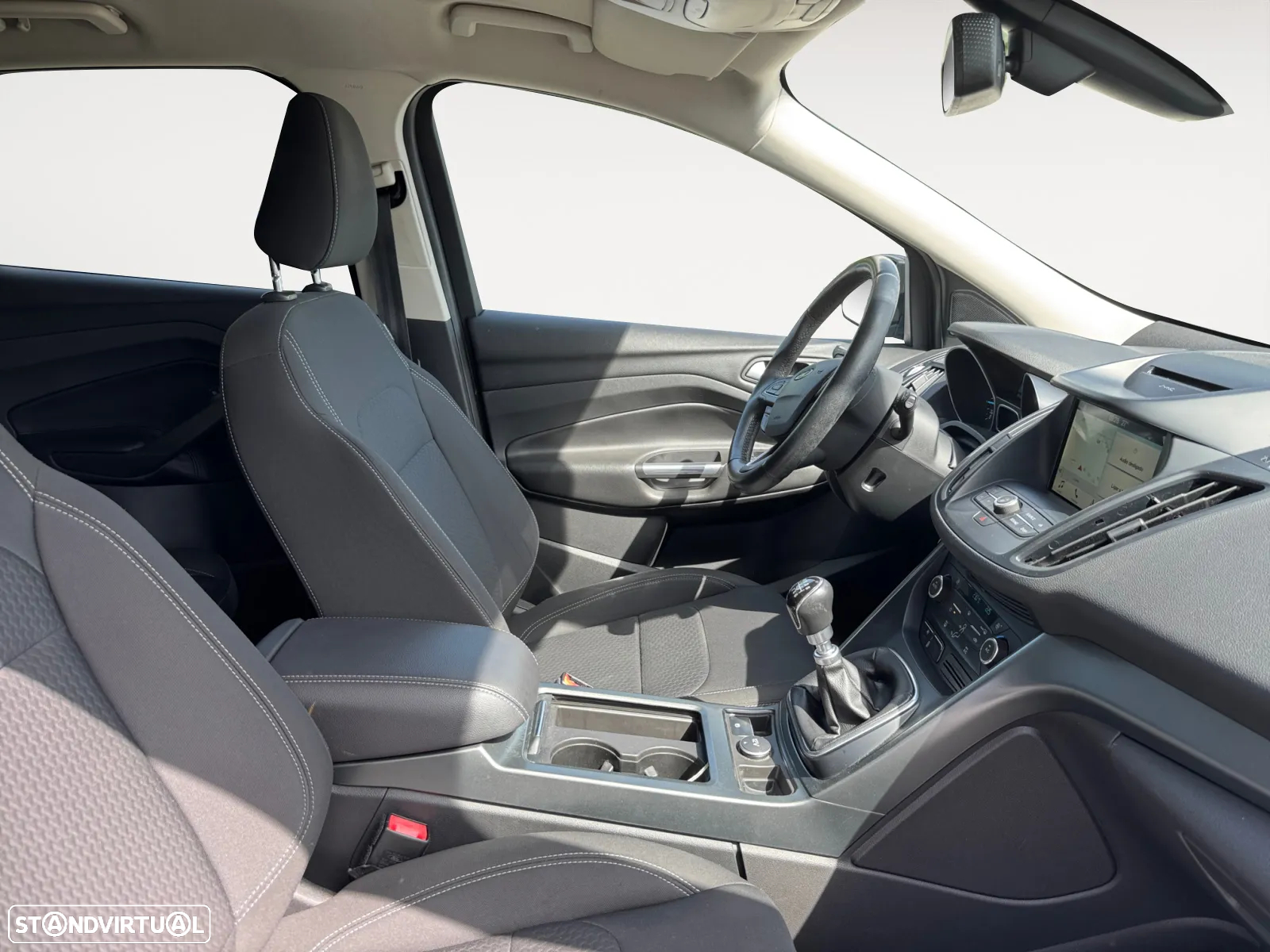 Ford Kuga 1.5 TDCi Titanium - 14