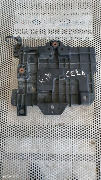 Tavita Suport Baterie Kia Ceed An 2012-2016 Dezmembrez Kia Ceed 1.6 Gdi Motor G4FA - 3