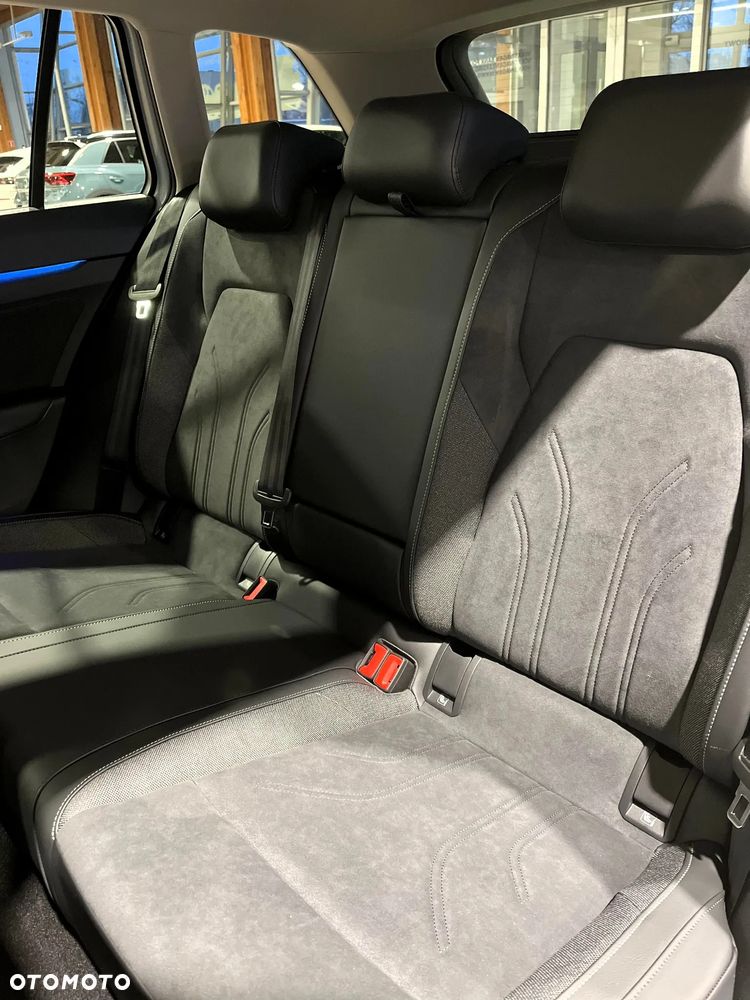 Volkswagen Golf Variant - 25