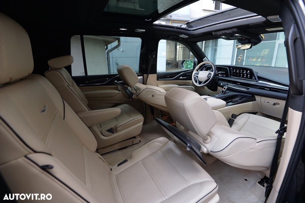 Cadillac Escalade ESV 6.2 V8 AWD AT Platinum - 32
