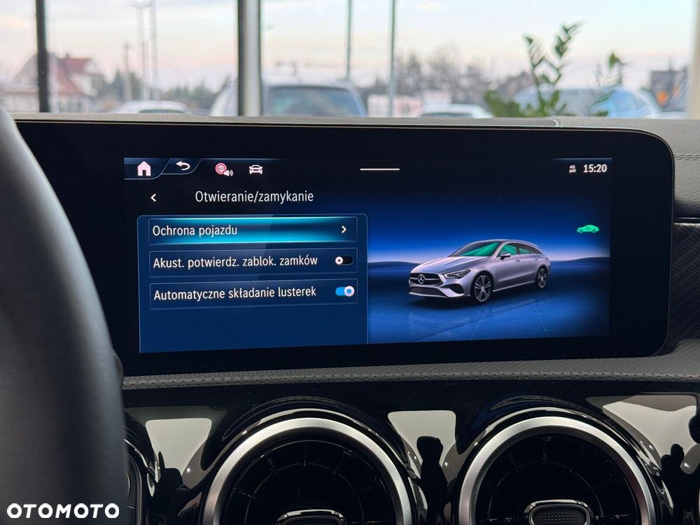 Mercedes-Benz CLA - 33