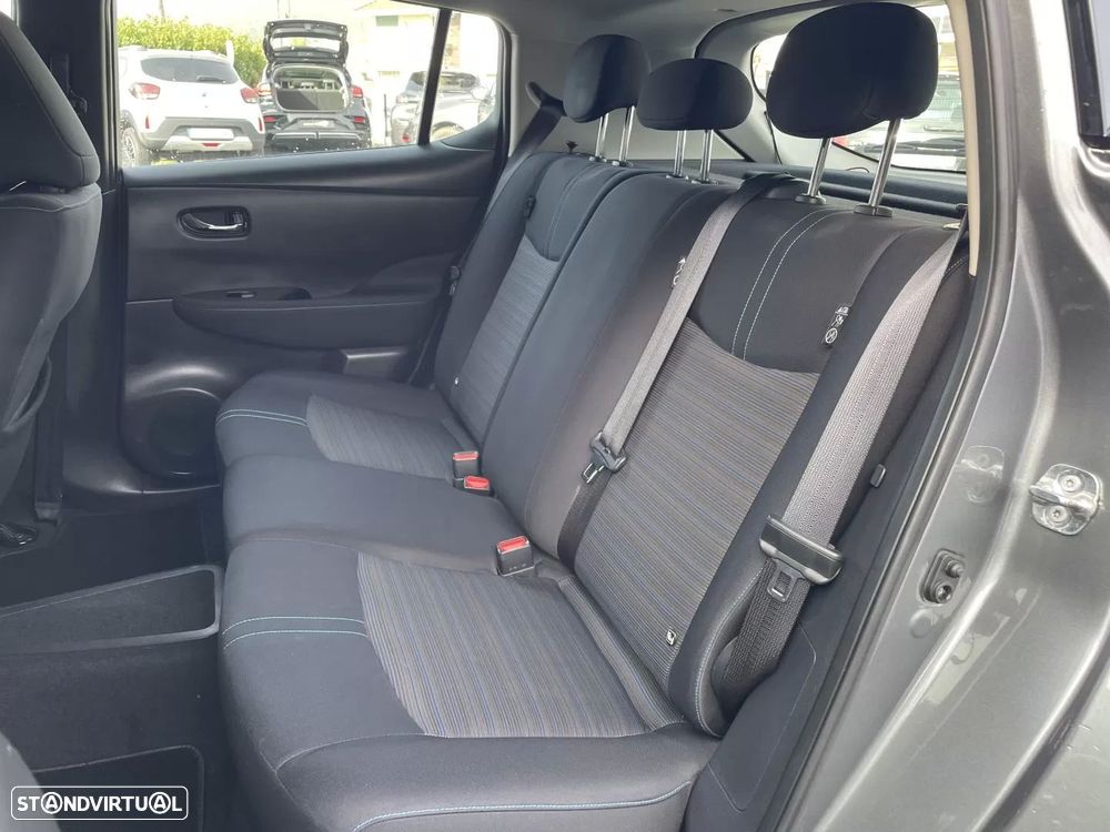 Nissan Leaf 40 kWh Acenta - 19