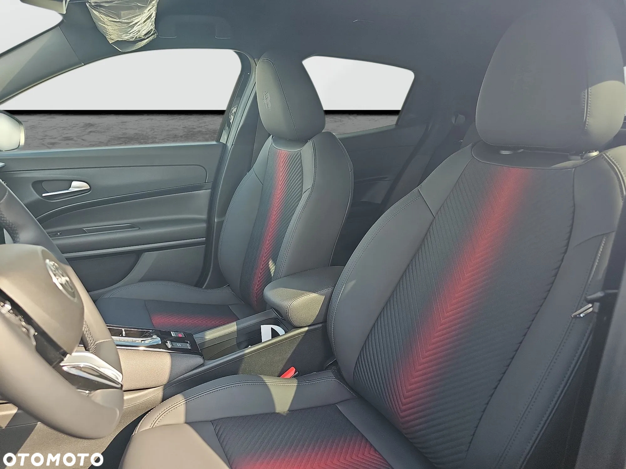 Alfa Romeo Junior 1.2 mHEV Ibrida Speciale eDCT - 10