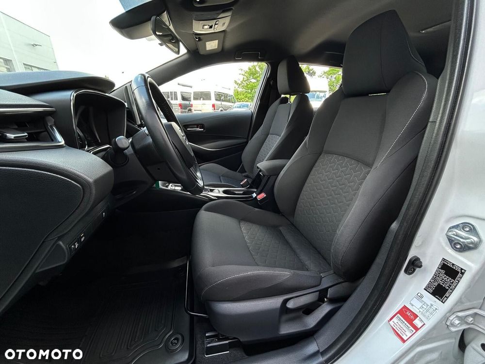 Toyota Corolla - 8