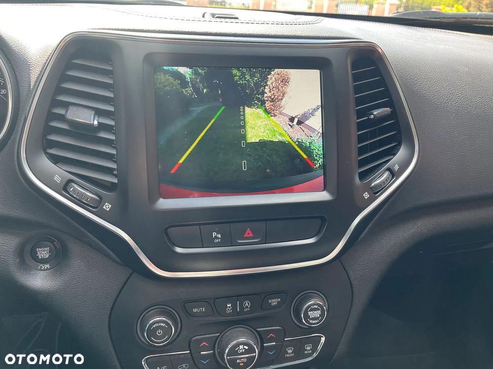Jeep Cherokee 3.2 V6 Pentastar Active Drive I Automatik Limited - 26