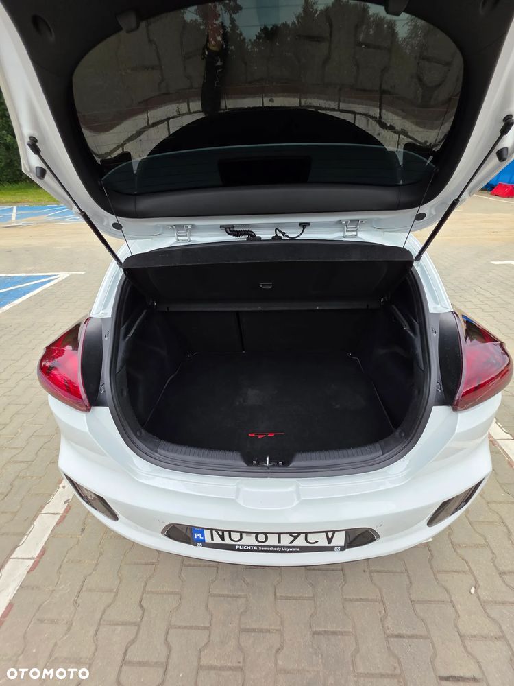 Kia Ceed 1.6 T-GDI GT - 12