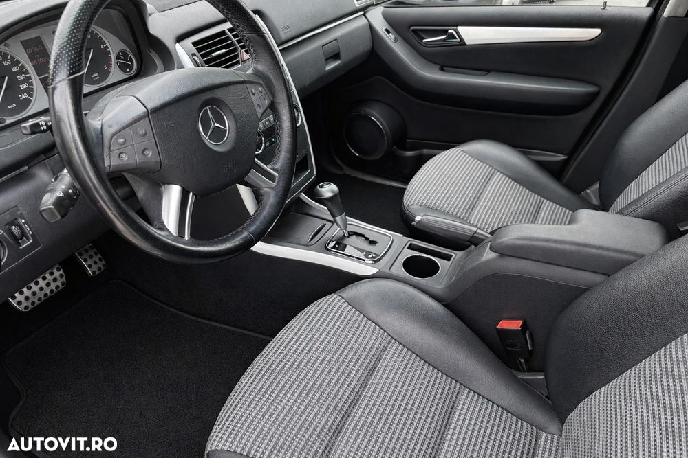 Mercedes-Benz B 180 - 5