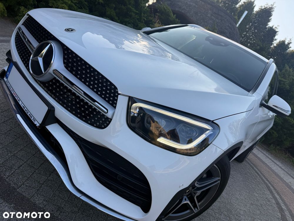 Mercedes-Benz GLC 200 4Matic 9G-TRONIC AMG Line Plus - 2