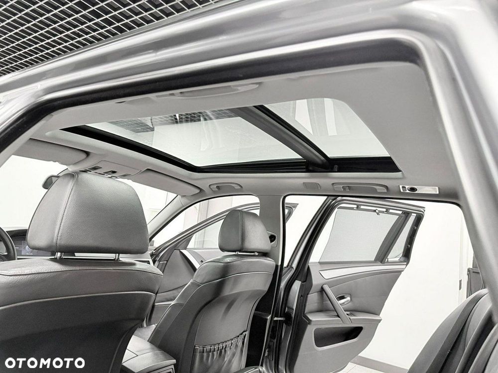 BMW Seria 5 - 28