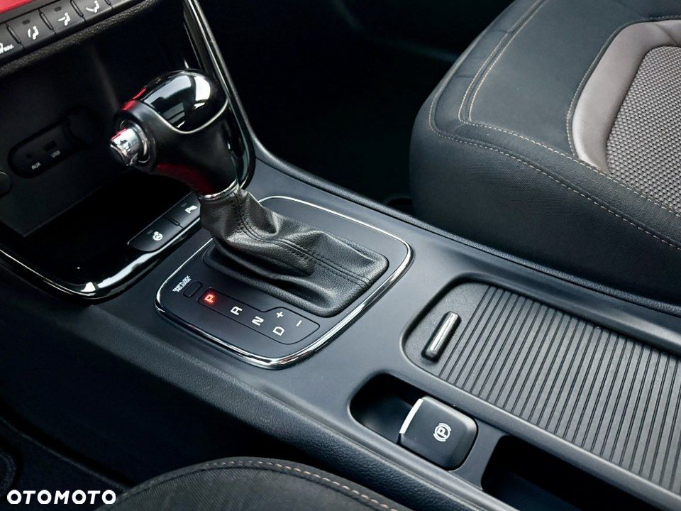 Kia Ceed 1.6 GDI XL DCT - 26