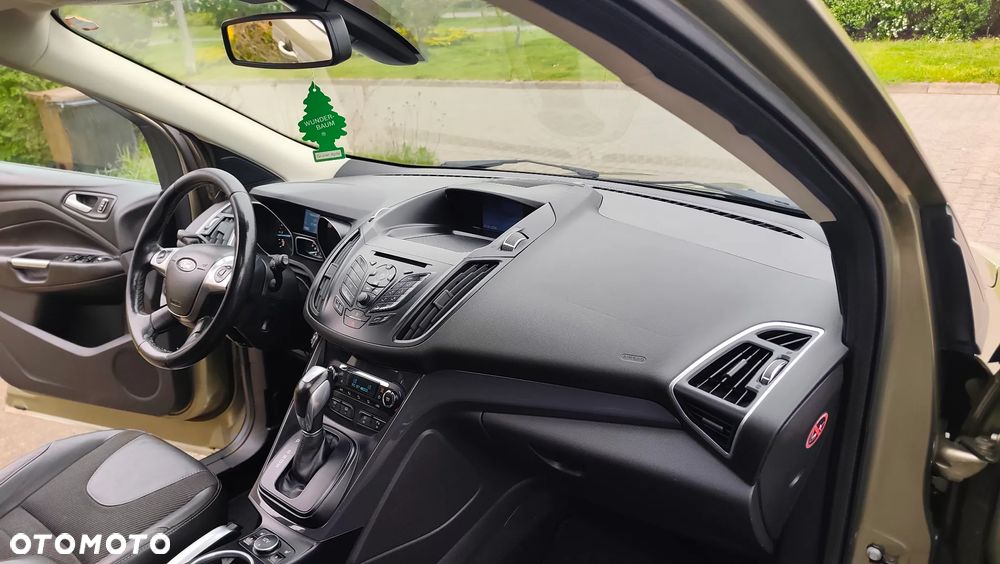 Ford Kuga 2.0 TDCi 4WD Titanium Plus - 11